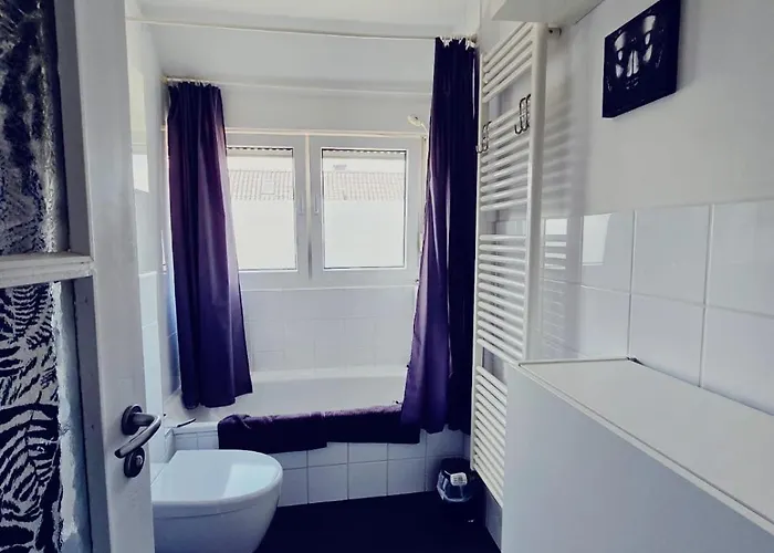 Haus Mit 6 ボホルト